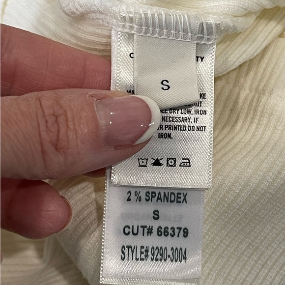 Citizens of Humanity Women Parie Twist Top Milque Off White Size Small NEW - Picture 9 of 11